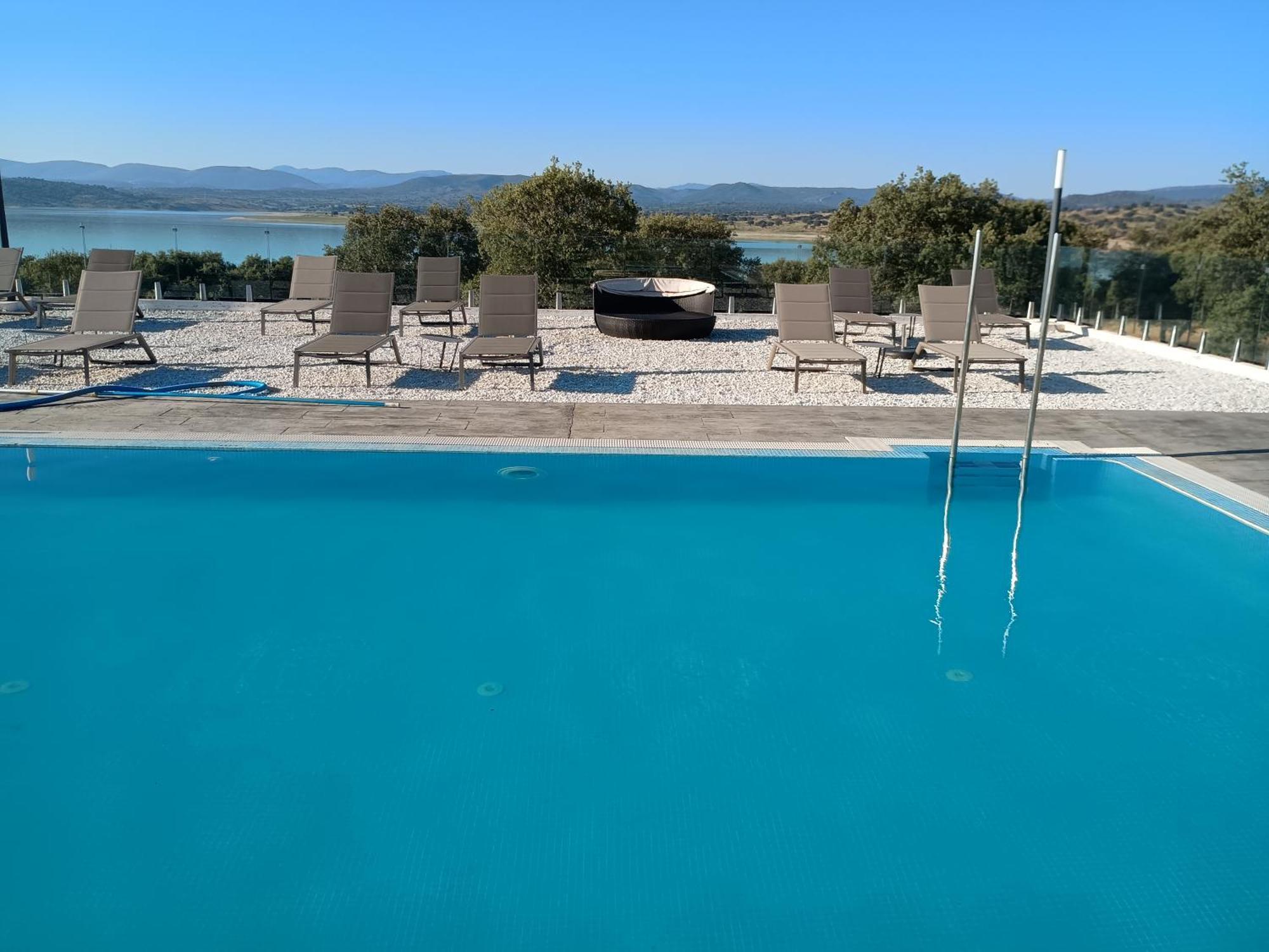 Finca Shenonkop Hotel Rural Navalmoral De La Mata Exterior photo